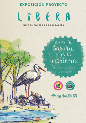 Cigüeña sobre basura